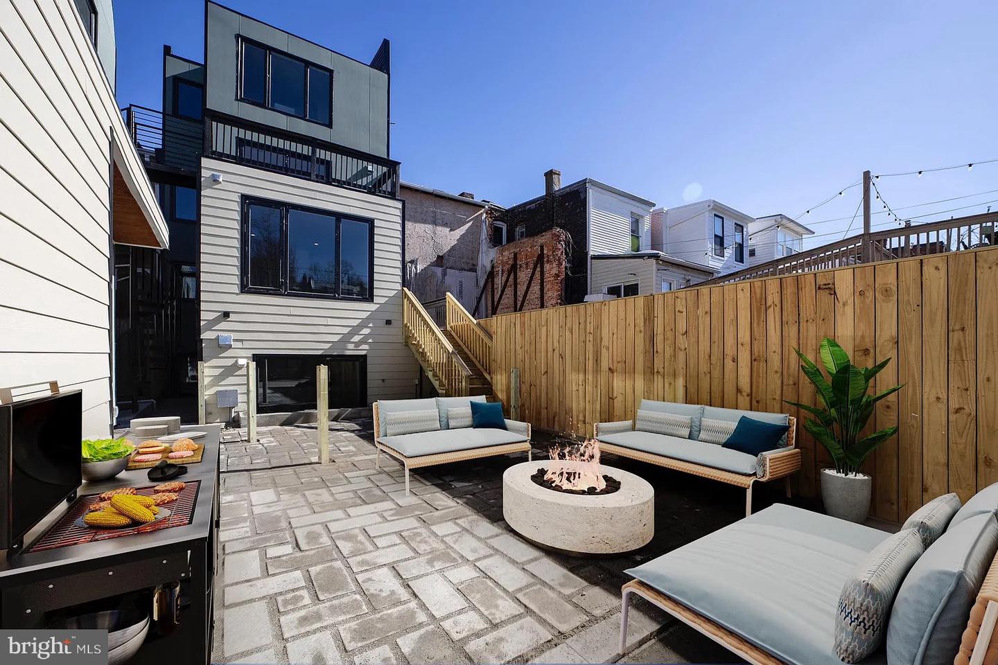 3646 13TH ST NW #3, WASHINGTON, District Of Columbia 20010, 4 Bedrooms Bedrooms, ,2 BathroomsBathrooms,Residential,For sale,3646 13TH ST NW #3,DCDC2240338 MLS # DCDC2240338