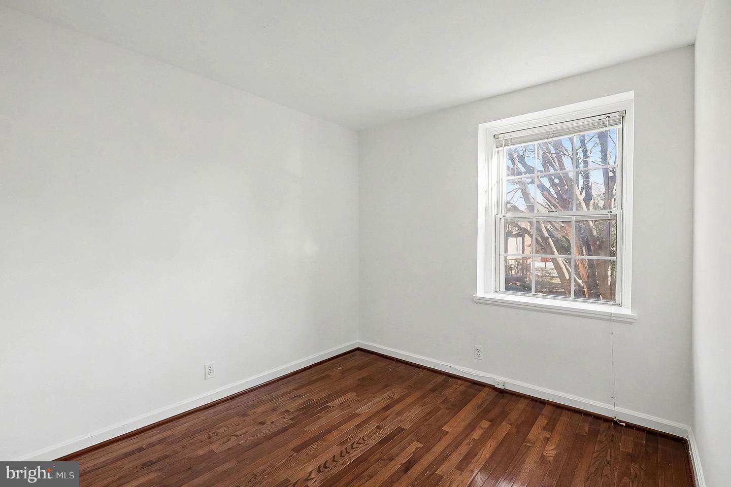 4810 29TH ST S #B1, ARLINGTON, Virginia 22206, 2 Bedrooms Bedrooms, ,1 BathroomBathrooms,Residential,For sale,4810 29TH ST S #B1,VAAR2067482 MLS # VAAR2067482