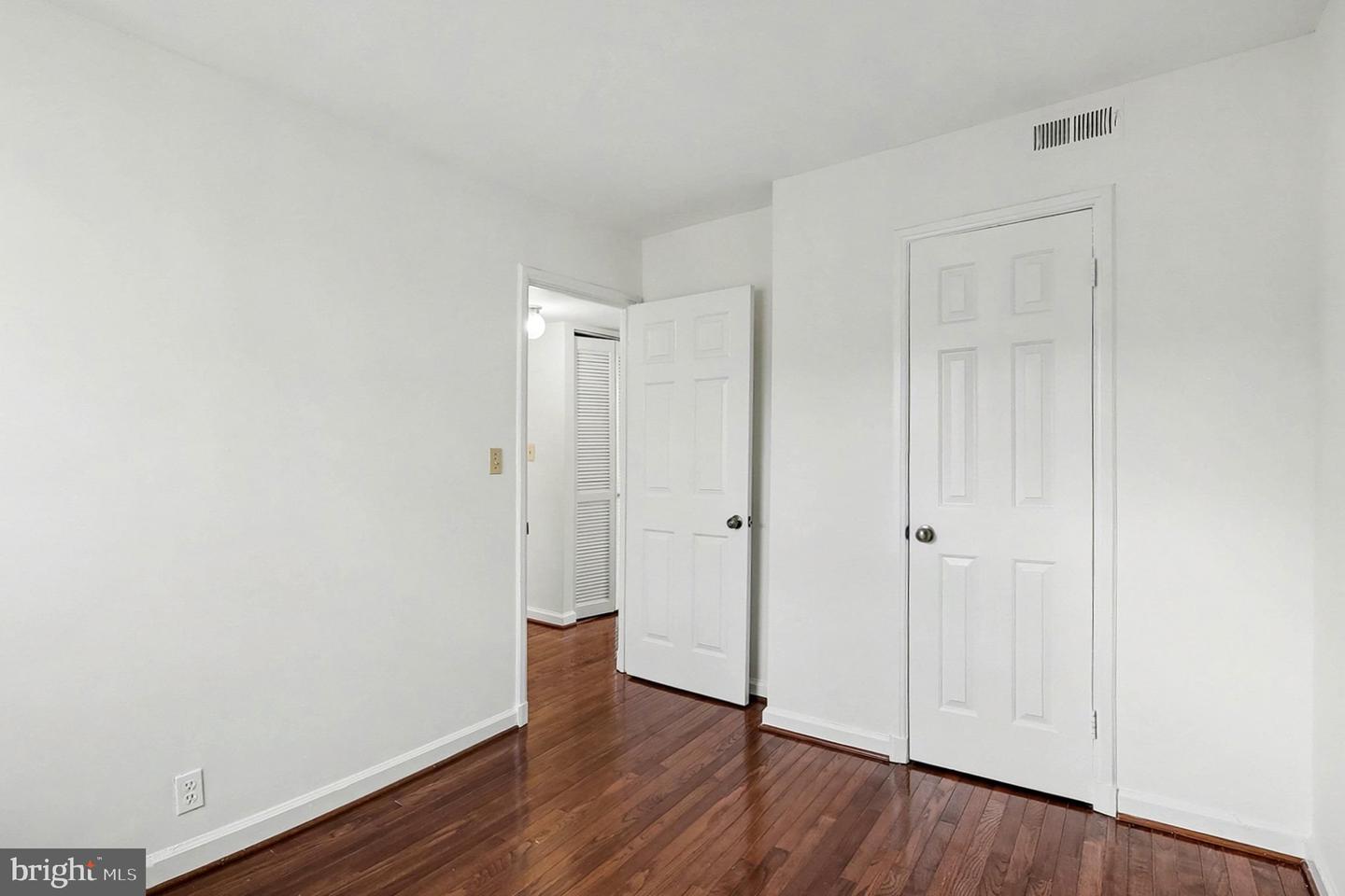 4810 29TH ST S #B1, ARLINGTON, Virginia 22206, 2 Bedrooms Bedrooms, ,1 BathroomBathrooms,Residential,For sale,4810 29TH ST S #B1,VAAR2067482 MLS # VAAR2067482