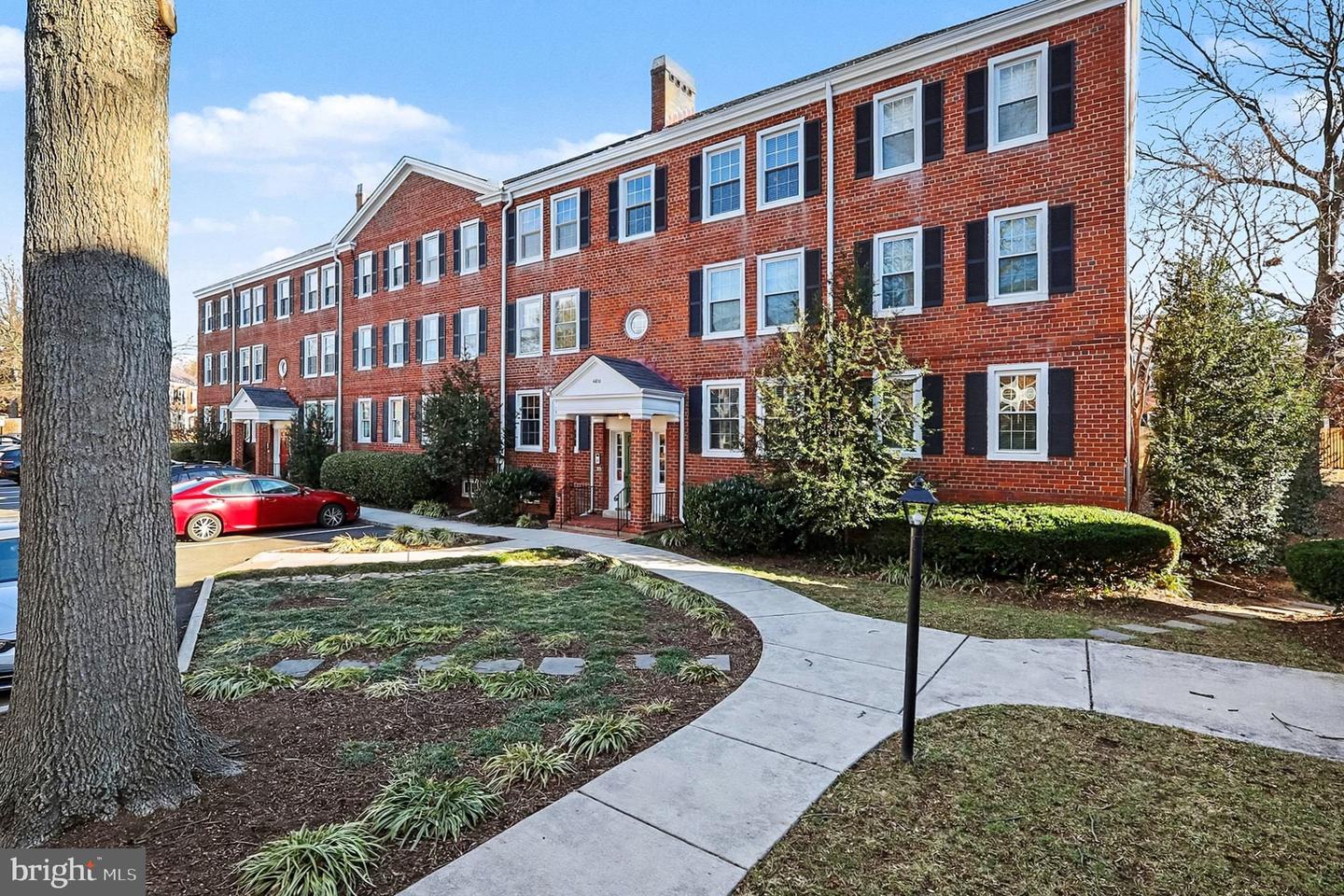 4810 29TH ST S #B1, ARLINGTON, Virginia 22206, 2 Bedrooms Bedrooms, ,1 BathroomBathrooms,Residential,For sale,4810 29TH ST S #B1,VAAR2067482 MLS # VAAR2067482