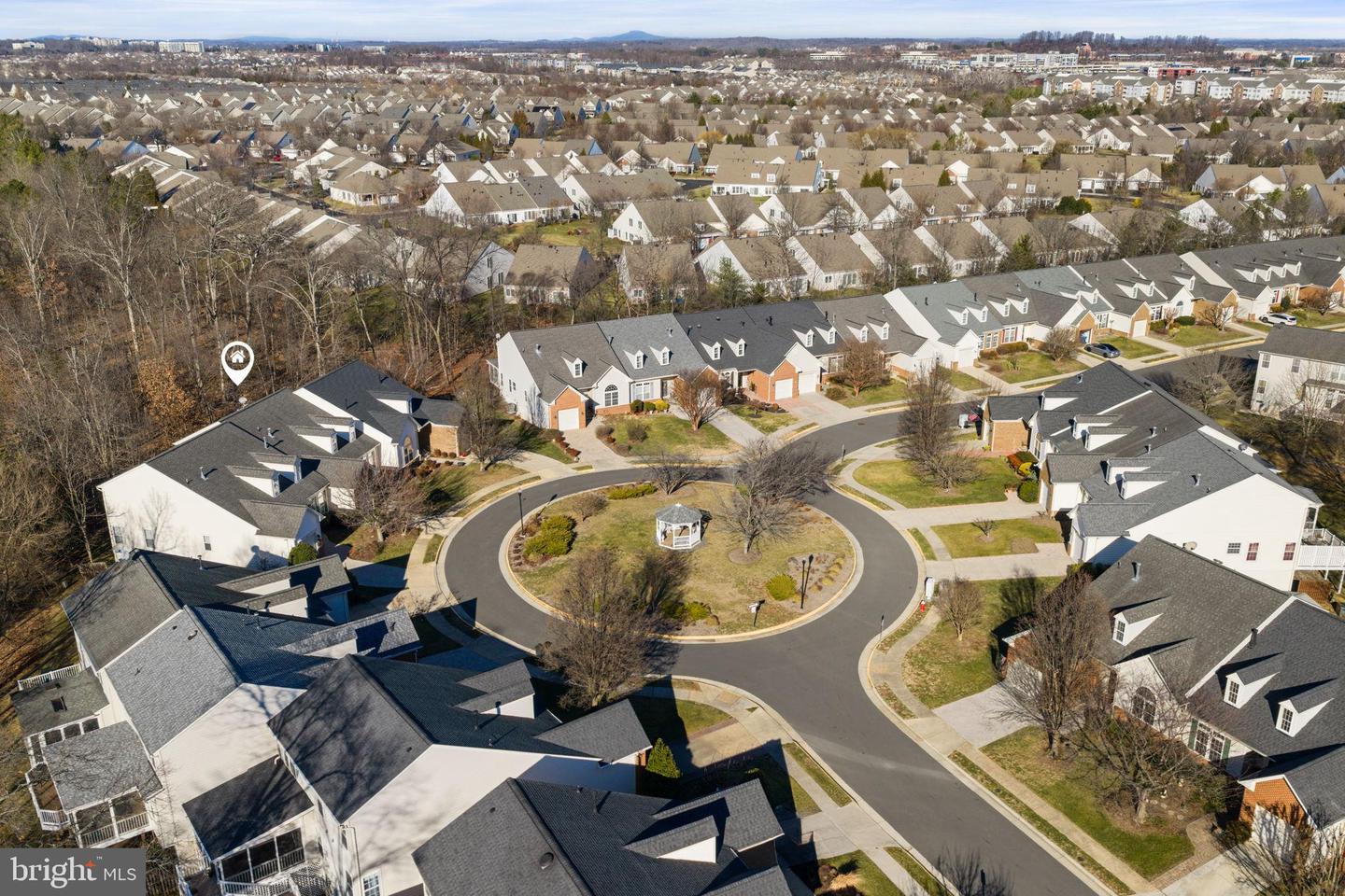 44424 LIVONIA TER, ASHBURN, Virginia 20147, 3 Bedrooms Bedrooms, 13 Rooms Rooms,3 BathroomsBathrooms,Residential,For sale,44424 LIVONIA TER,VALO2113568 MLS # VALO2113568