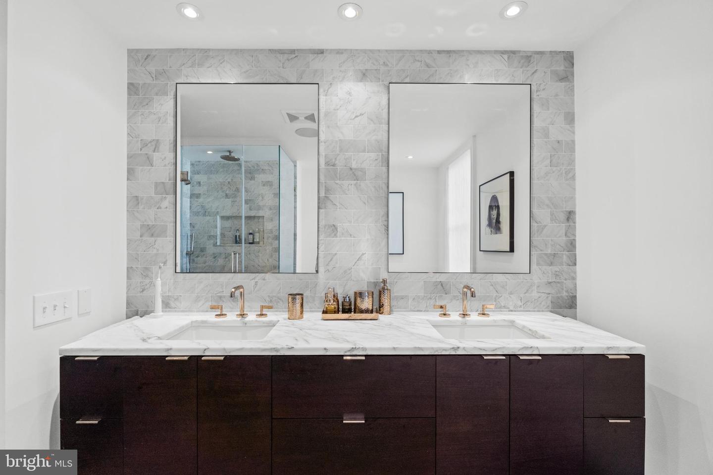 1341 Q ST NW #B, WASHINGTON, District Of Columbia 20009, 2 Bedrooms Bedrooms, ,2 BathroomsBathrooms,Residential,For sale,1341 Q ST NW #B,DCDC2240398 MLS # DCDC2240398