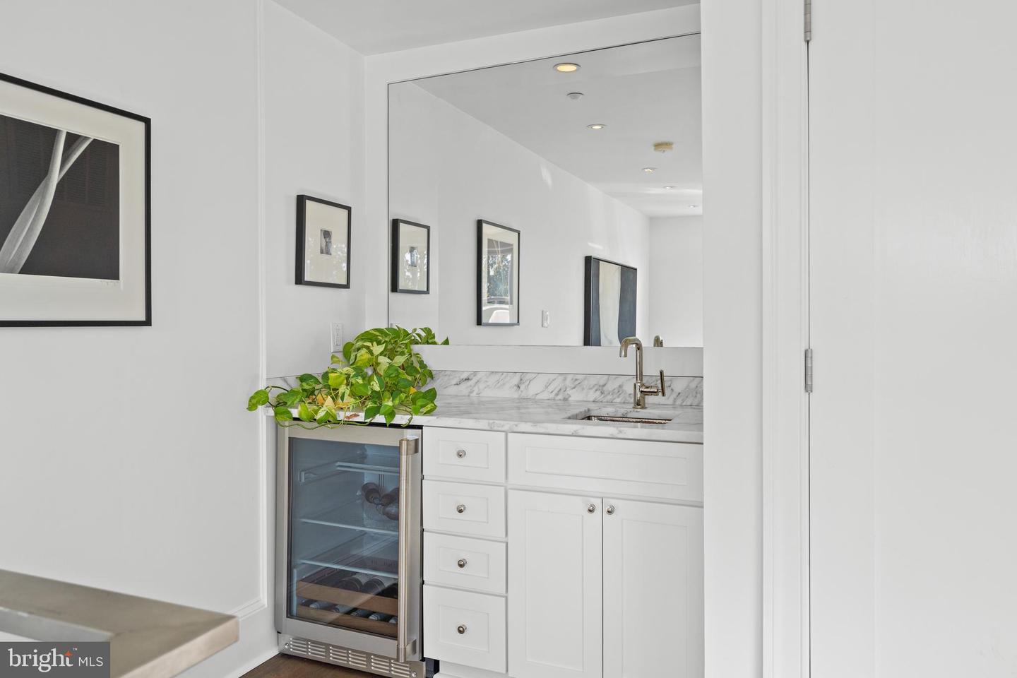 1341 Q ST NW #B, WASHINGTON, District Of Columbia 20009, 2 Bedrooms Bedrooms, ,2 BathroomsBathrooms,Residential,For sale,1341 Q ST NW #B,DCDC2240398 MLS # DCDC2240398