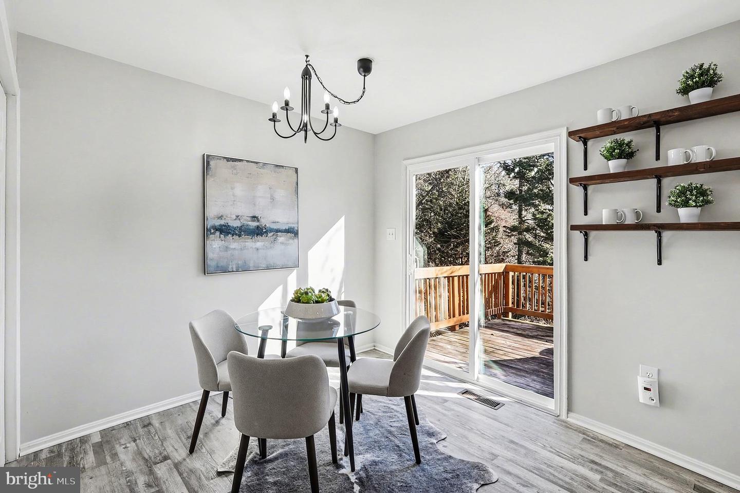 44102 GALA CIR, ASHBURN, Virginia 20147, 3 Bedrooms Bedrooms, ,2 BathroomsBathrooms,Residential,For sale,44102 GALA CIR,VALO2113580 MLS # VALO2113580