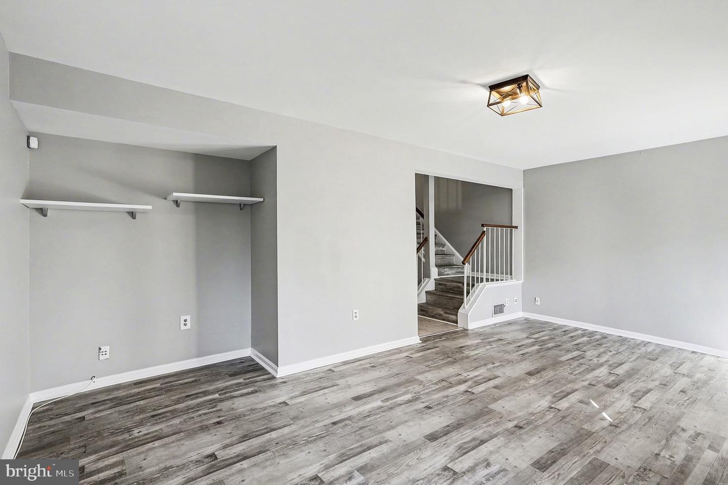 44102 GALA CIR, ASHBURN, Virginia 20147, 3 Bedrooms Bedrooms, ,2 BathroomsBathrooms,Residential,For sale,44102 GALA CIR,VALO2113580 MLS # VALO2113580