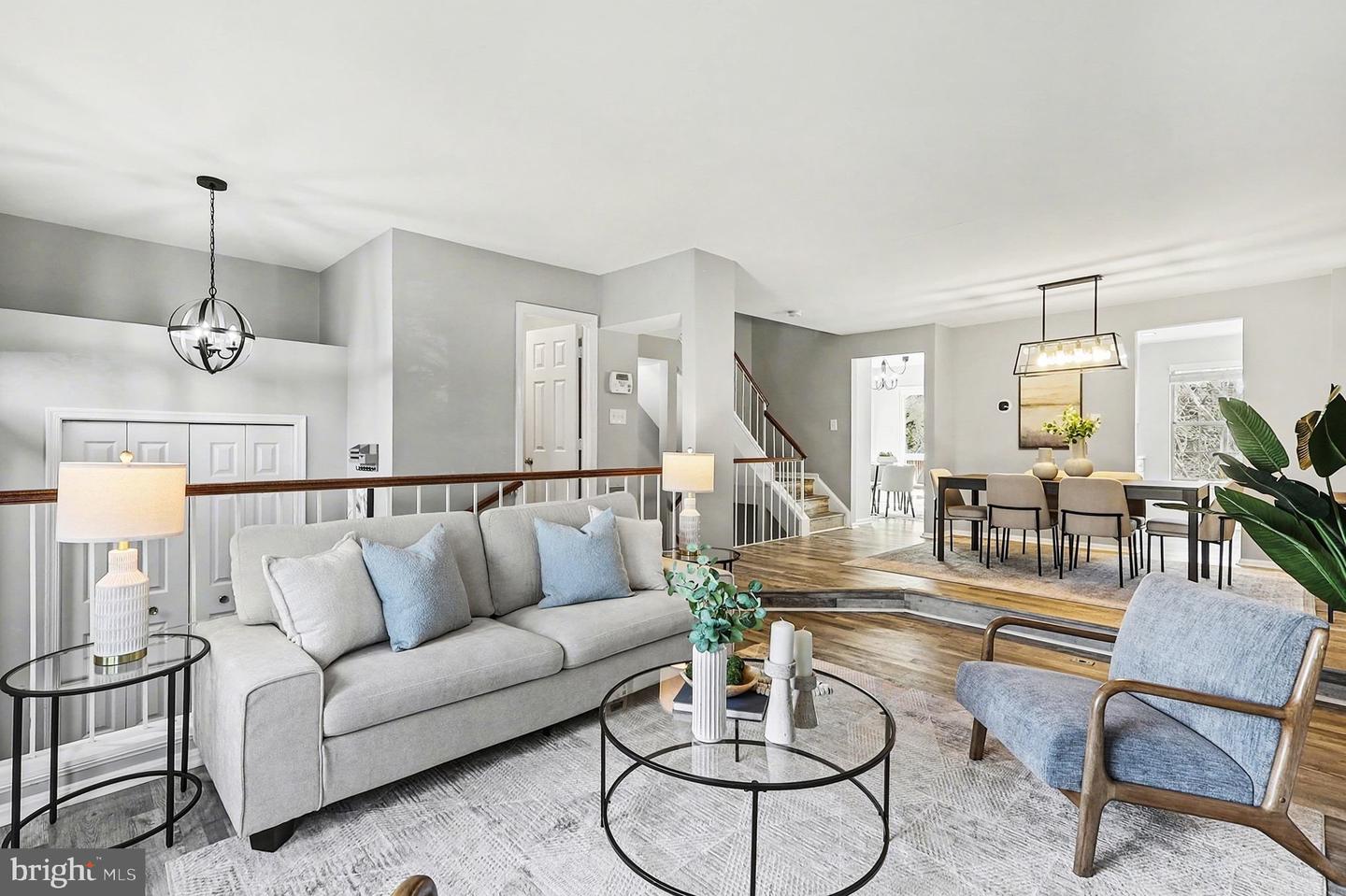 44102 GALA CIR, ASHBURN, Virginia 20147, 3 Bedrooms Bedrooms, ,2 BathroomsBathrooms,Residential,For sale,44102 GALA CIR,VALO2113580 MLS # VALO2113580