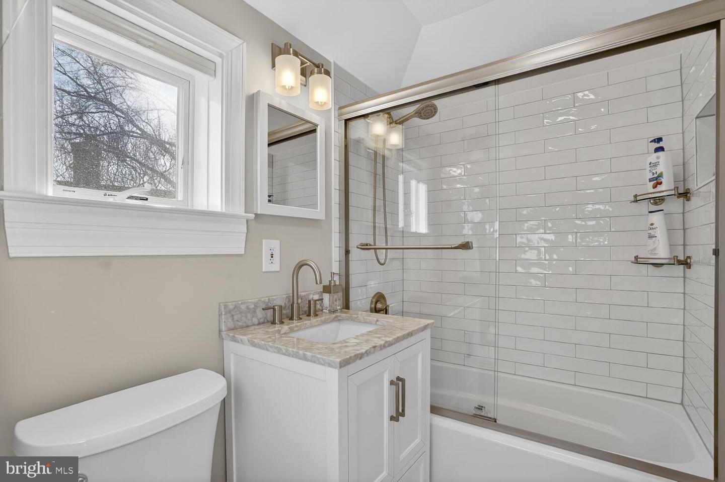 4700 2ND ST N, ARLINGTON, Virginia 22203, 3 Bedrooms Bedrooms, ,2 BathroomsBathrooms,Residential,For sale,4700 2ND ST N,VAAR2067516 MLS # VAAR2067516