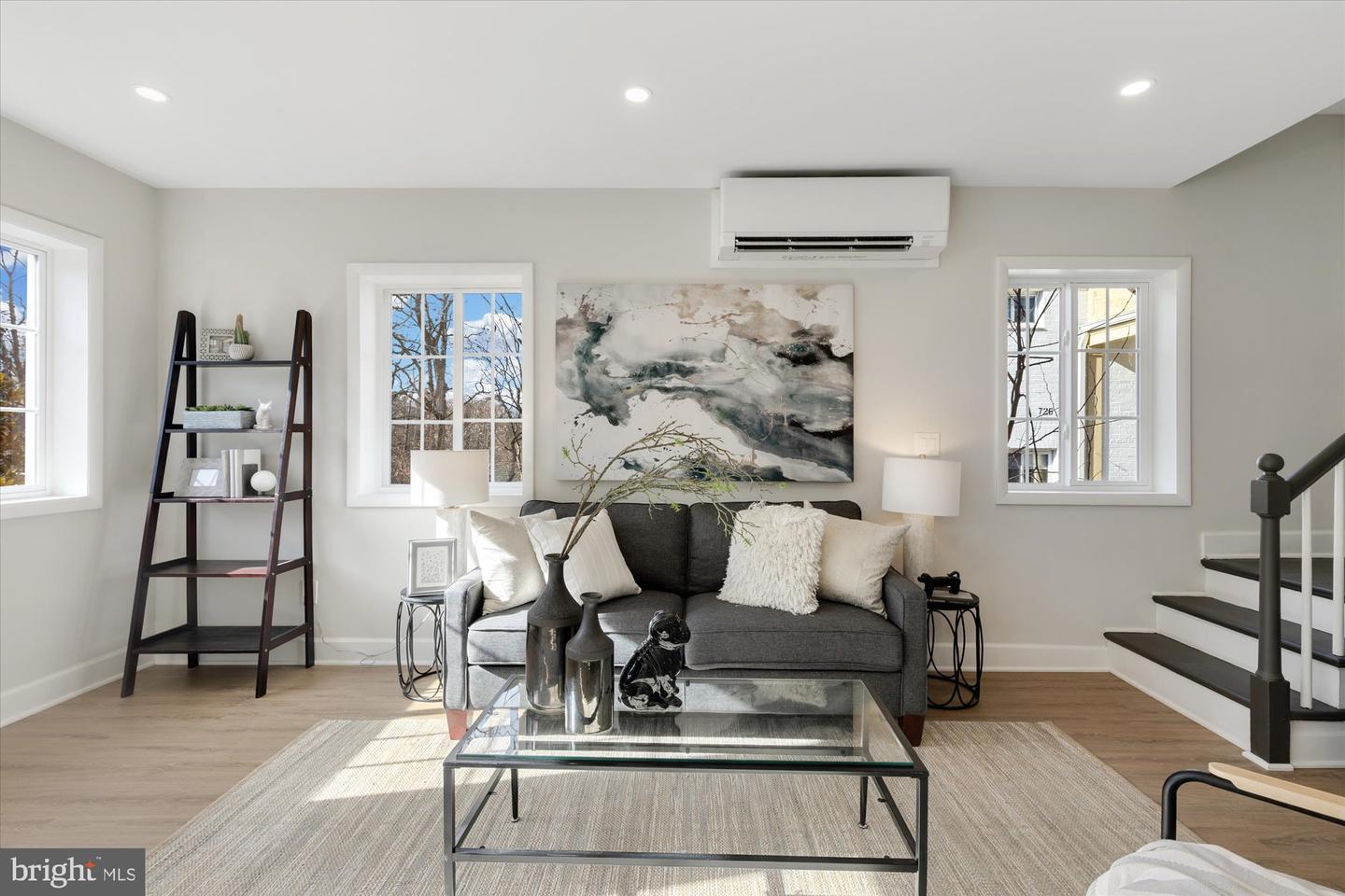 3254 GUNSTON RD, ALEXANDRIA, Virginia 22302, 2 Bedrooms Bedrooms, ,1 BathroomBathrooms,Residential,For sale,3254 GUNSTON RD,VAAX2052992 MLS # VAAX2052992