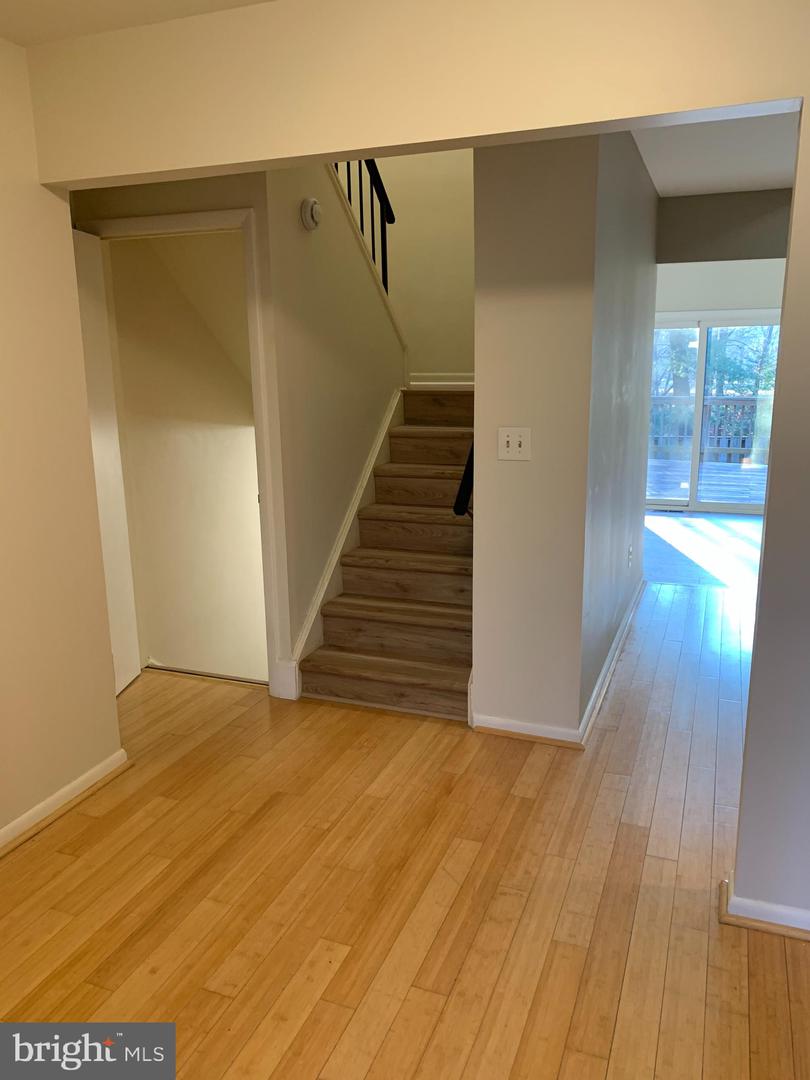 11854 S LAKES CT, RESTON, Virginia 20191, 3 Bedrooms Bedrooms, ,2 BathroomsBathrooms,Residential,For sale,11854 S LAKES CT,VAFX2284898 MLS # VAFX2284898