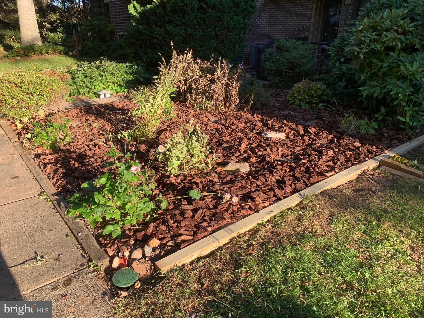 11854 S LAKES CT, RESTON, Virginia 20191, 3 Bedrooms Bedrooms, ,2 BathroomsBathrooms,Residential,For sale,11854 S LAKES CT,VAFX2284898 MLS # VAFX2284898