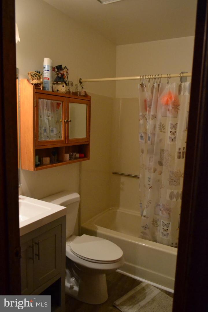 315 AZALIA DR, FREDERICKSBURG, Virginia 22408, 3 Bedrooms Bedrooms, 9 Rooms Rooms,2 BathroomsBathrooms,Residential,For sale,315 AZALIA DR,VASP2038514 MLS # VASP2038514