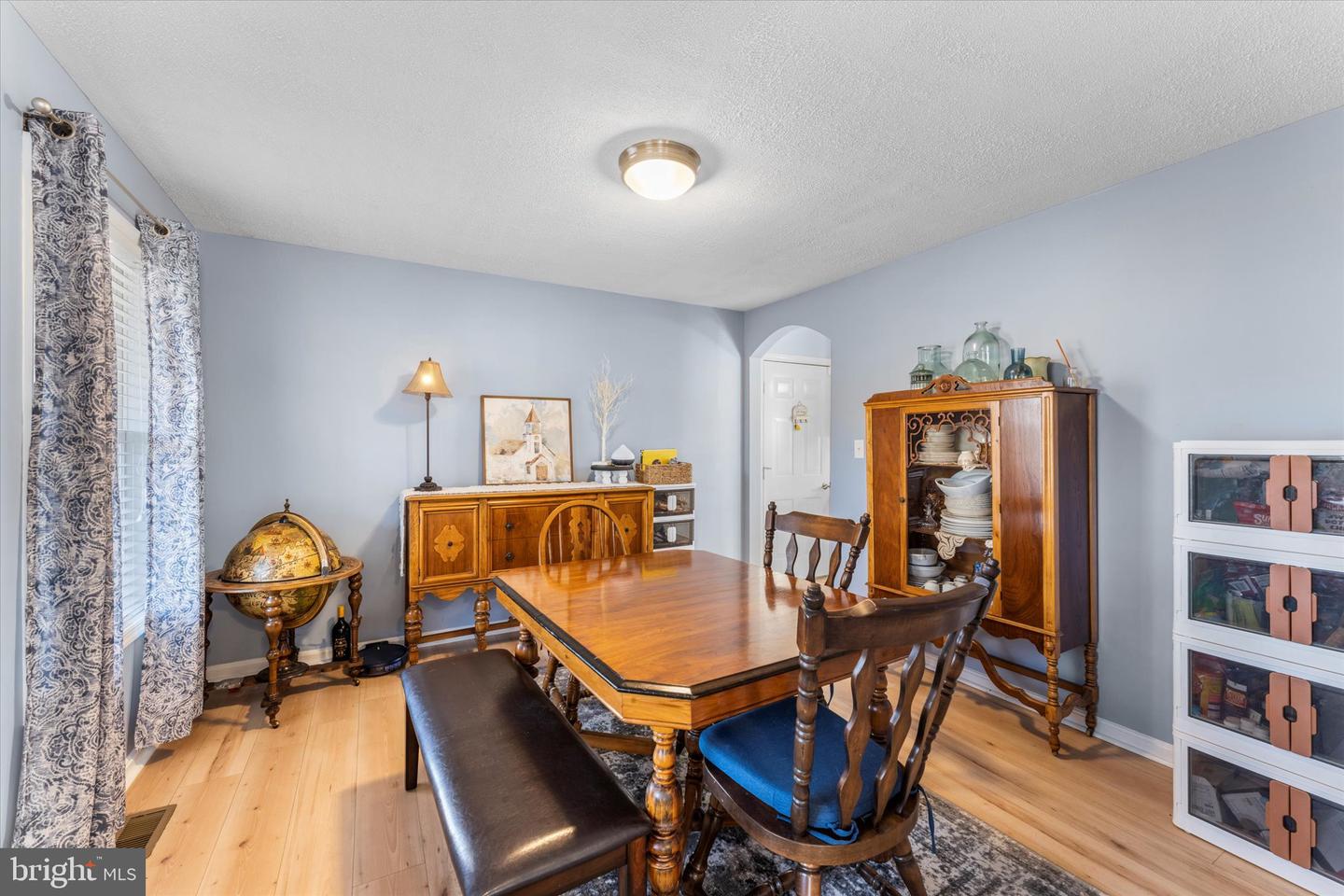 4273 RUNNING QUAIL TRL, AMISSVILLE, Virginia 20106, 4 Bedrooms Bedrooms, ,3 BathroomsBathrooms,Residential,For sale,4273 RUNNING QUAIL TRL,VACU2012360 MLS # VACU2012360