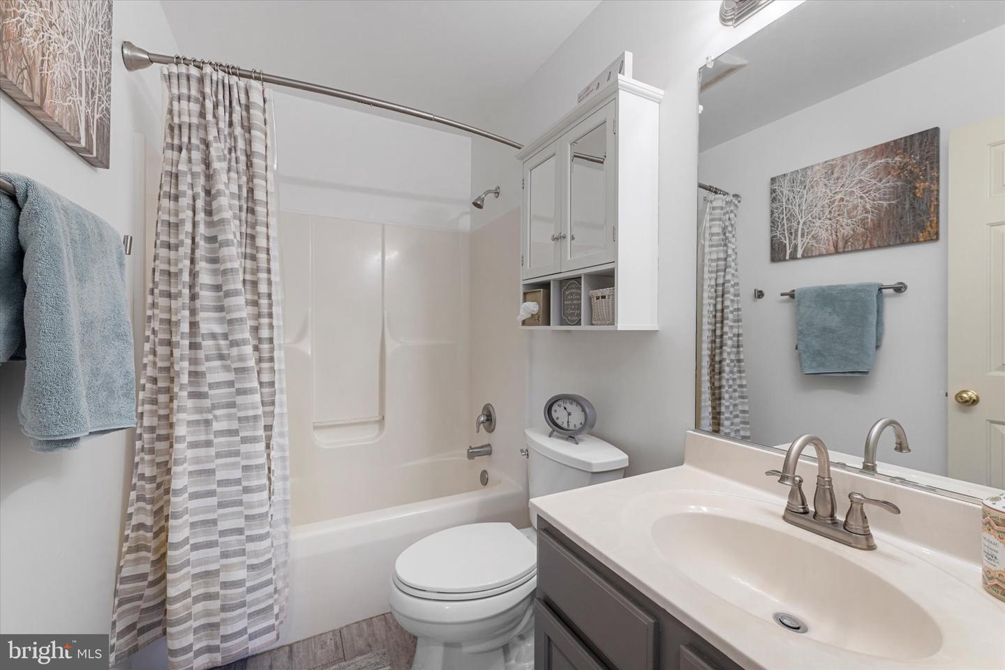 4273 RUNNING QUAIL TRL, AMISSVILLE, Virginia 20106, 4 Bedrooms Bedrooms, ,3 BathroomsBathrooms,Residential,For sale,4273 RUNNING QUAIL TRL,VACU2012360 MLS # VACU2012360