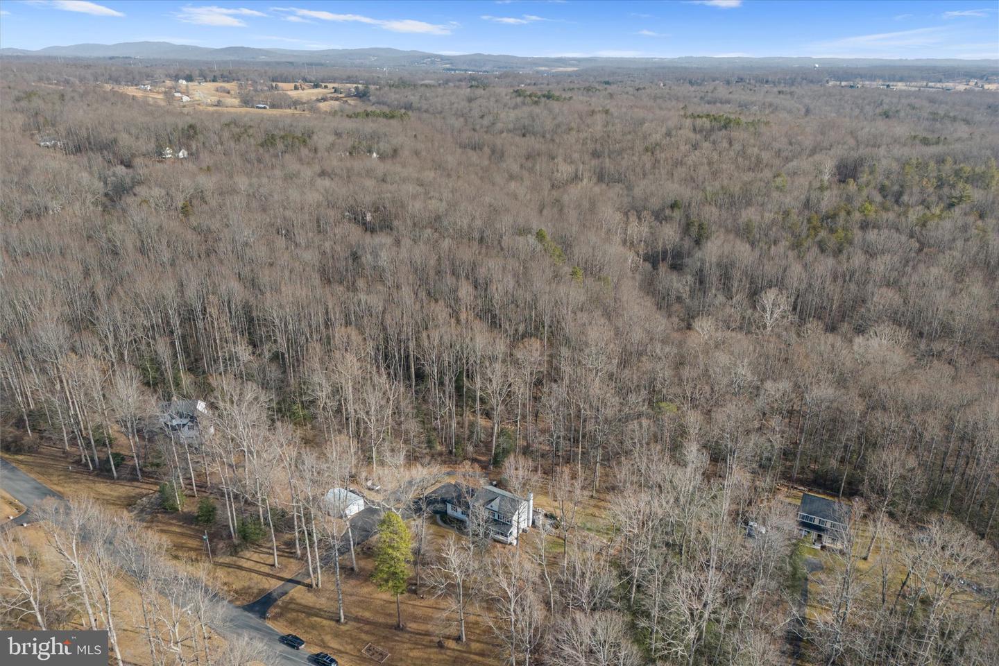 4273 RUNNING QUAIL TRL, AMISSVILLE, Virginia 20106, 4 Bedrooms Bedrooms, ,3 BathroomsBathrooms,Residential,For sale,4273 RUNNING QUAIL TRL,VACU2012360 MLS # VACU2012360