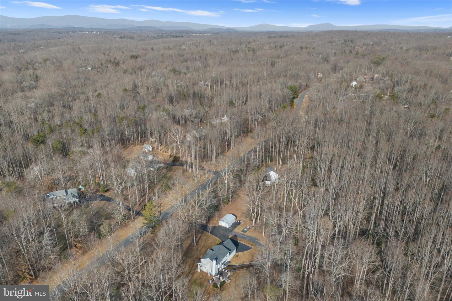 4273 RUNNING QUAIL TRL, AMISSVILLE, Virginia 20106, 4 Bedrooms Bedrooms, ,3 BathroomsBathrooms,Residential,For sale,4273 RUNNING QUAIL TRL,VACU2012360 MLS # VACU2012360