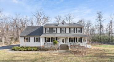 4273 RUNNING QUAIL TRL, AMISSVILLE, Virginia 20106, 4 Bedrooms Bedrooms, ,3 BathroomsBathrooms,Residential,For sale,4273 RUNNING QUAIL TRL,VACU2012360 MLS # VACU2012360