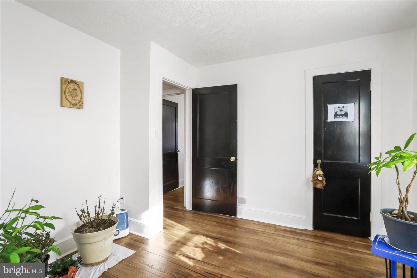 414 VIRGINIA AVE, FRONT ROYAL, Virginia 22630, 3 Bedrooms Bedrooms, ,2 BathroomsBathrooms,Residential,For sale,414 VIRGINIA AVE,VAWR2013084 MLS # VAWR2013084