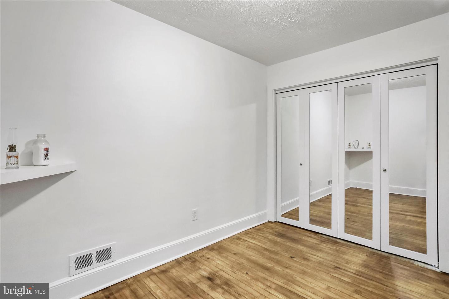 414 VIRGINIA AVE, FRONT ROYAL, Virginia 22630, 3 Bedrooms Bedrooms, ,2 BathroomsBathrooms,Residential,For sale,414 VIRGINIA AVE,VAWR2013084 MLS # VAWR2013084