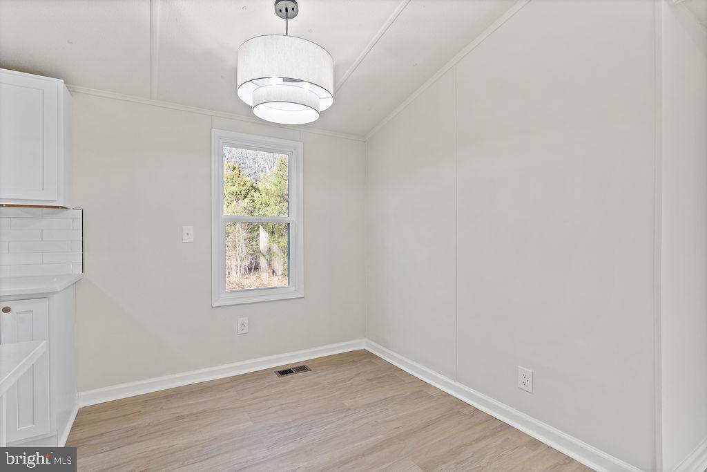 71 WHITE PINE LN, GORDONSVILLE, Virginia 22942, 3 Bedrooms Bedrooms, ,2 BathroomsBathrooms,Residential,For sale,71 WHITE PINE LN,VALA2009118 MLS # VALA2009118