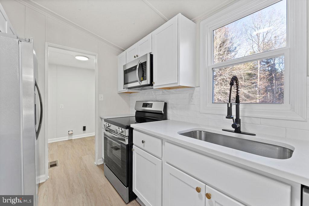 71 WHITE PINE LN, GORDONSVILLE, Virginia 22942, 3 Bedrooms Bedrooms, ,2 BathroomsBathrooms,Residential,For sale,71 WHITE PINE LN,VALA2009118 MLS # VALA2009118