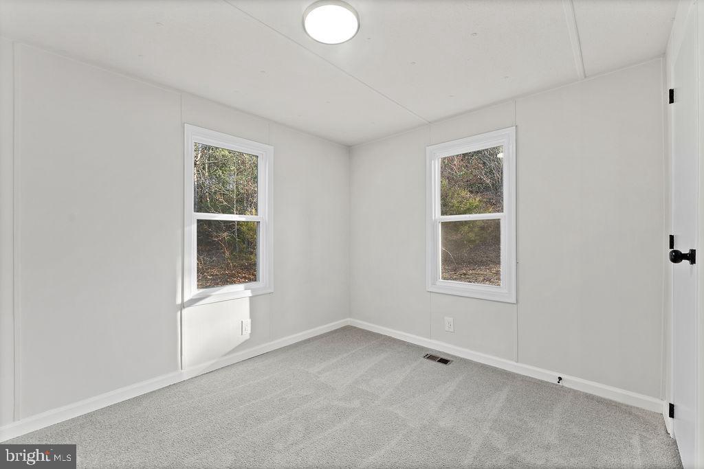 71 WHITE PINE LN, GORDONSVILLE, Virginia 22942, 3 Bedrooms Bedrooms, ,2 BathroomsBathrooms,Residential,For sale,71 WHITE PINE LN,VALA2009118 MLS # VALA2009118