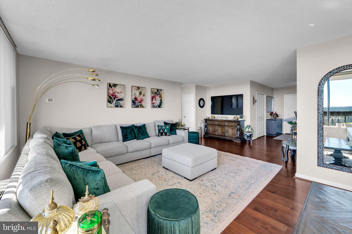 3705 S GEORGE MASON DR #1714S, FALLS CHURCH, Virginia 22041, 2 Bedrooms Bedrooms, ,2 BathroomsBathrooms,Residential,For sale,3705 S GEORGE MASON DR #1714S,VAFX2284990 MLS # VAFX2284990