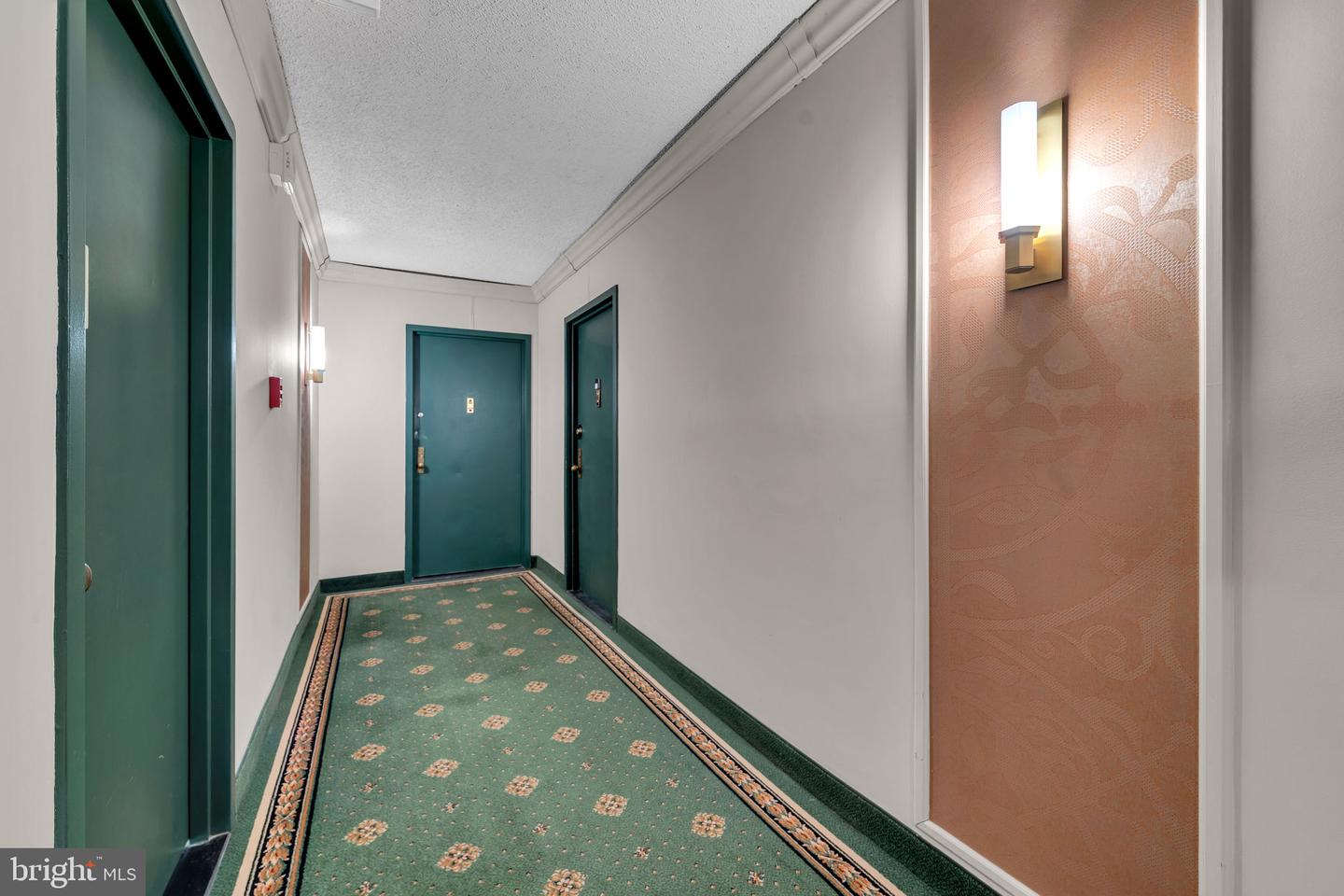 3705 S GEORGE MASON DR #1714S, FALLS CHURCH, Virginia 22041, 2 Bedrooms Bedrooms, ,2 BathroomsBathrooms,Residential,For sale,3705 S GEORGE MASON DR #1714S,VAFX2284990 MLS # VAFX2284990