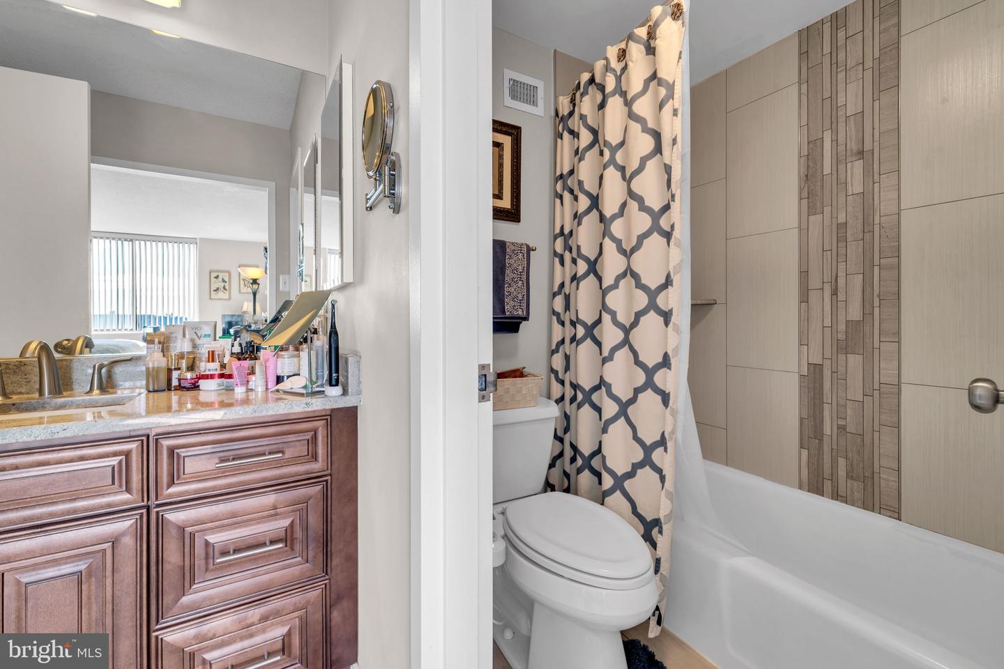 3705 S GEORGE MASON DR #1714S, FALLS CHURCH, Virginia 22041, 2 Bedrooms Bedrooms, ,2 BathroomsBathrooms,Residential,For sale,3705 S GEORGE MASON DR #1714S,VAFX2284990 MLS # VAFX2284990