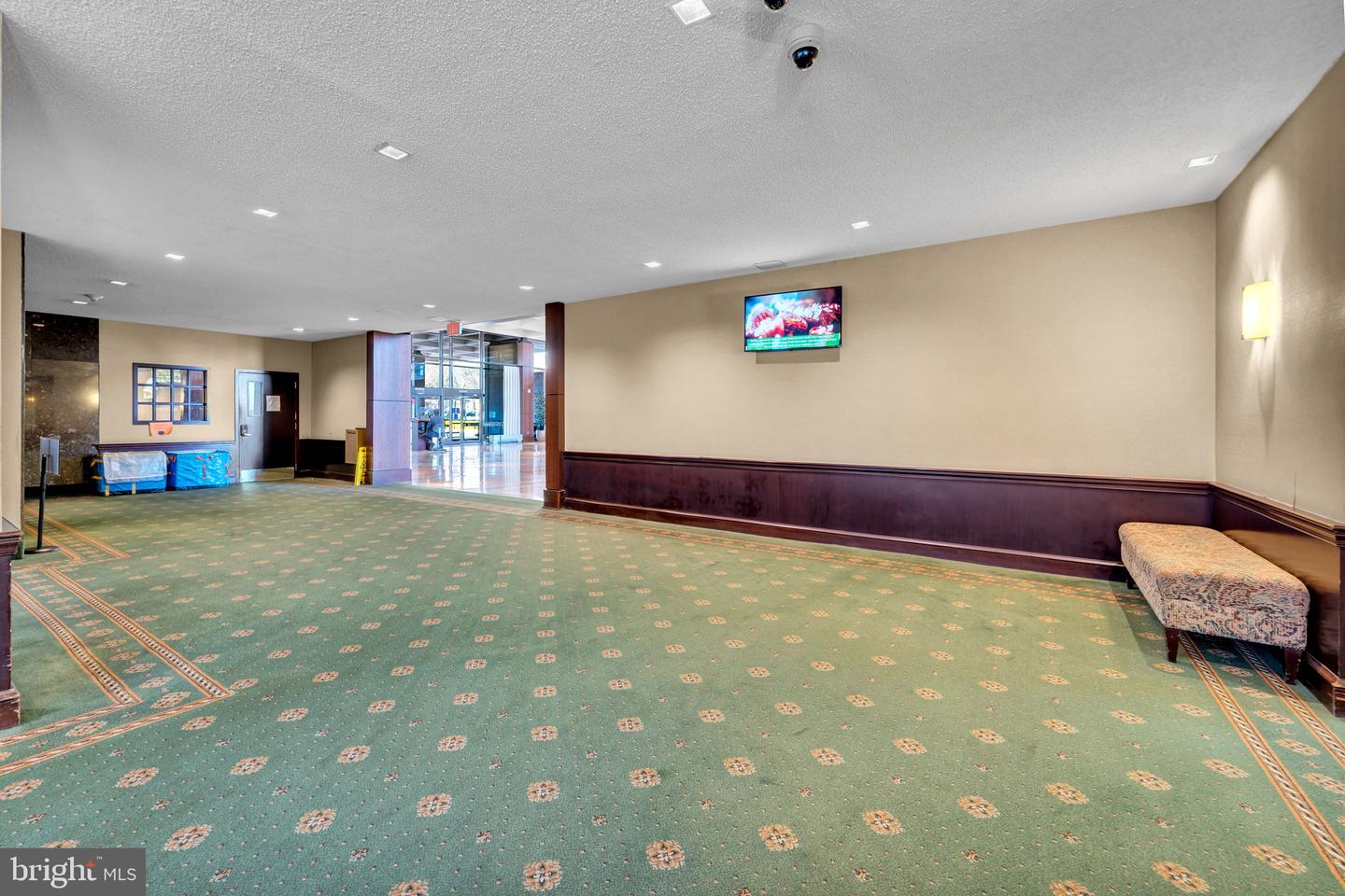 3705 S GEORGE MASON DR #1714S, FALLS CHURCH, Virginia 22041, 2 Bedrooms Bedrooms, ,2 BathroomsBathrooms,Residential,For sale,3705 S GEORGE MASON DR #1714S,VAFX2284990 MLS # VAFX2284990