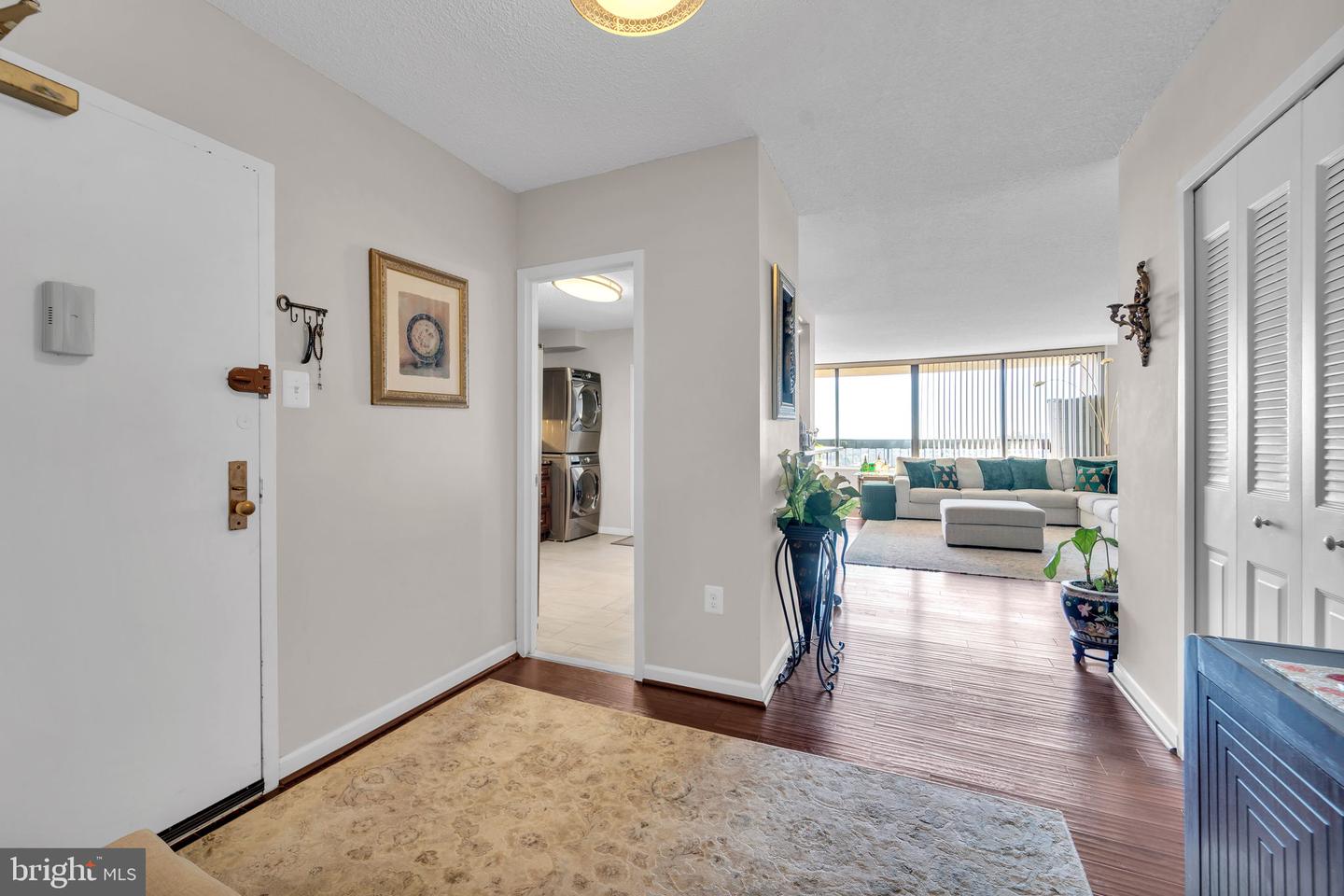 3705 S GEORGE MASON DR #1714S, FALLS CHURCH, Virginia 22041, 2 Bedrooms Bedrooms, ,2 BathroomsBathrooms,Residential,For sale,3705 S GEORGE MASON DR #1714S,VAFX2284990 MLS # VAFX2284990