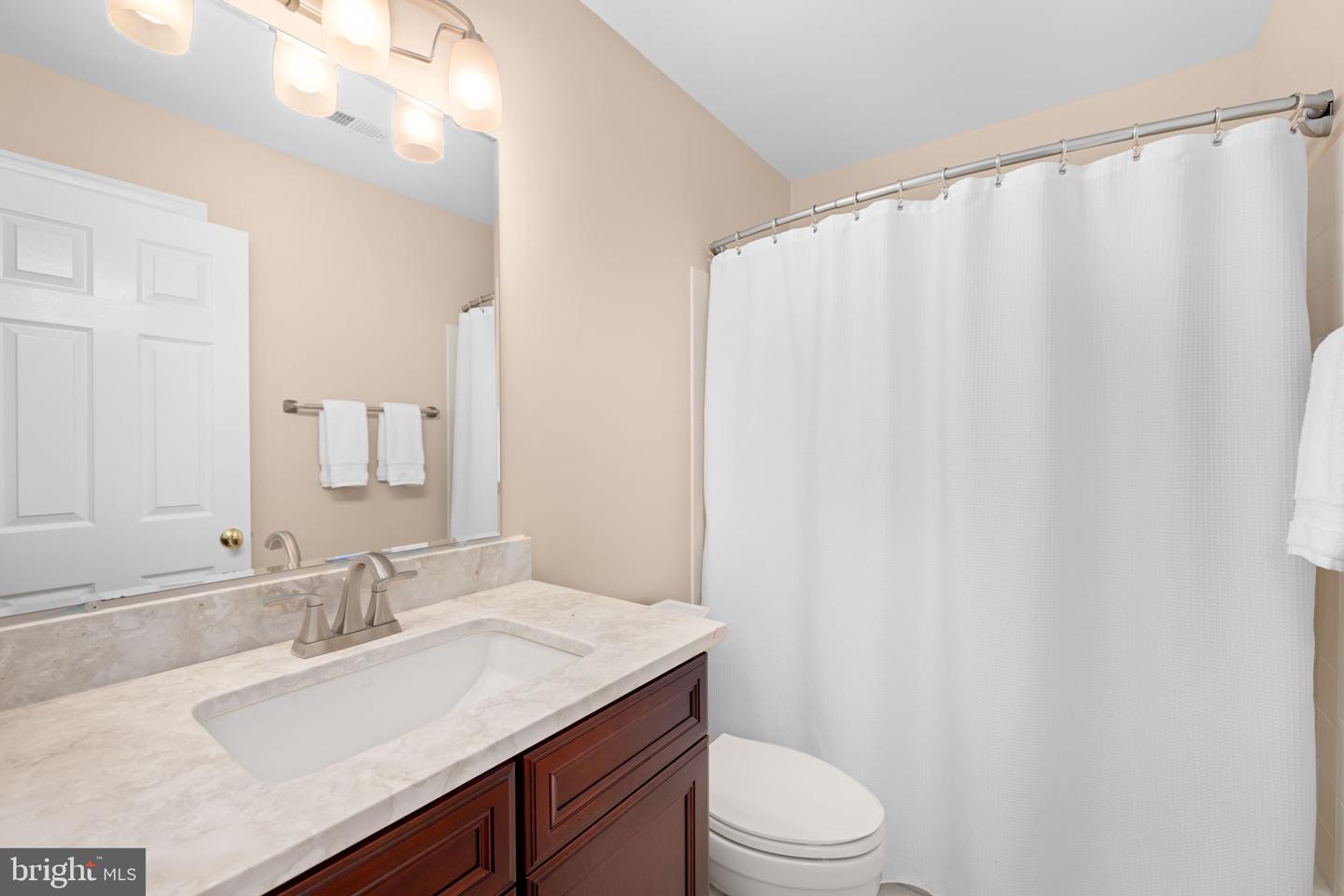 1502 HAMPTON HILL CIR, MCLEAN, Virginia 22101, 3 Bedrooms Bedrooms, ,3 BathroomsBathrooms,Residential,For sale,1502 HAMPTON HILL CIR,VAFX2285024 MLS # VAFX2285024