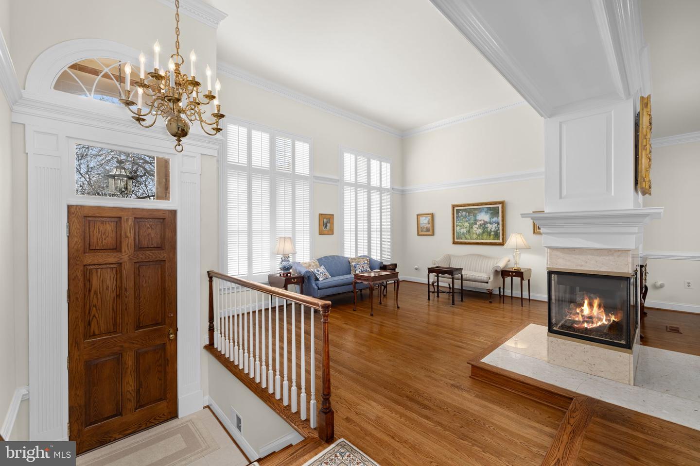 1502 HAMPTON HILL CIR, MCLEAN, Virginia 22101, 3 Bedrooms Bedrooms, ,3 BathroomsBathrooms,Residential,For sale,1502 HAMPTON HILL CIR,VAFX2285024 MLS # VAFX2285024