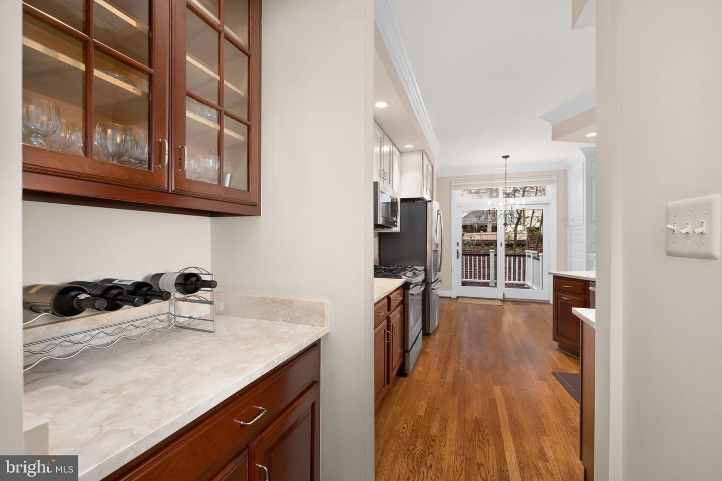 1502 HAMPTON HILL CIR, MCLEAN, Virginia 22101, 3 Bedrooms Bedrooms, ,3 BathroomsBathrooms,Residential,For sale,1502 HAMPTON HILL CIR,VAFX2285024 MLS # VAFX2285024