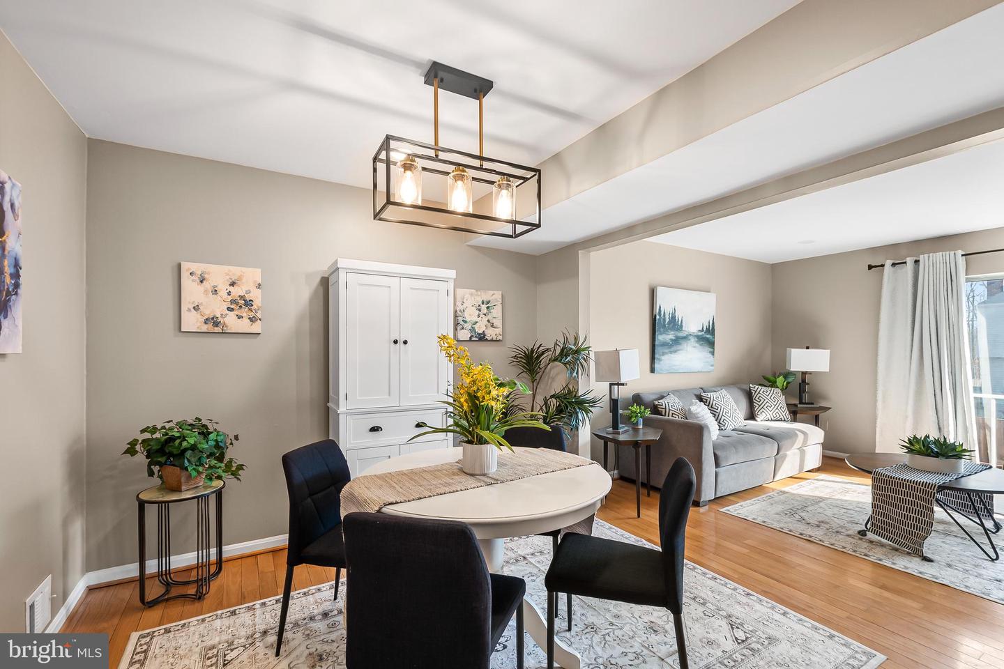 5213 CANNES CT, ALEXANDRIA, Virginia 22315, 4 Bedrooms Bedrooms, 4 Rooms Rooms,3 BathroomsBathrooms,Residential,For sale,5213 CANNES CT,VAFX2285146 MLS # VAFX2285146