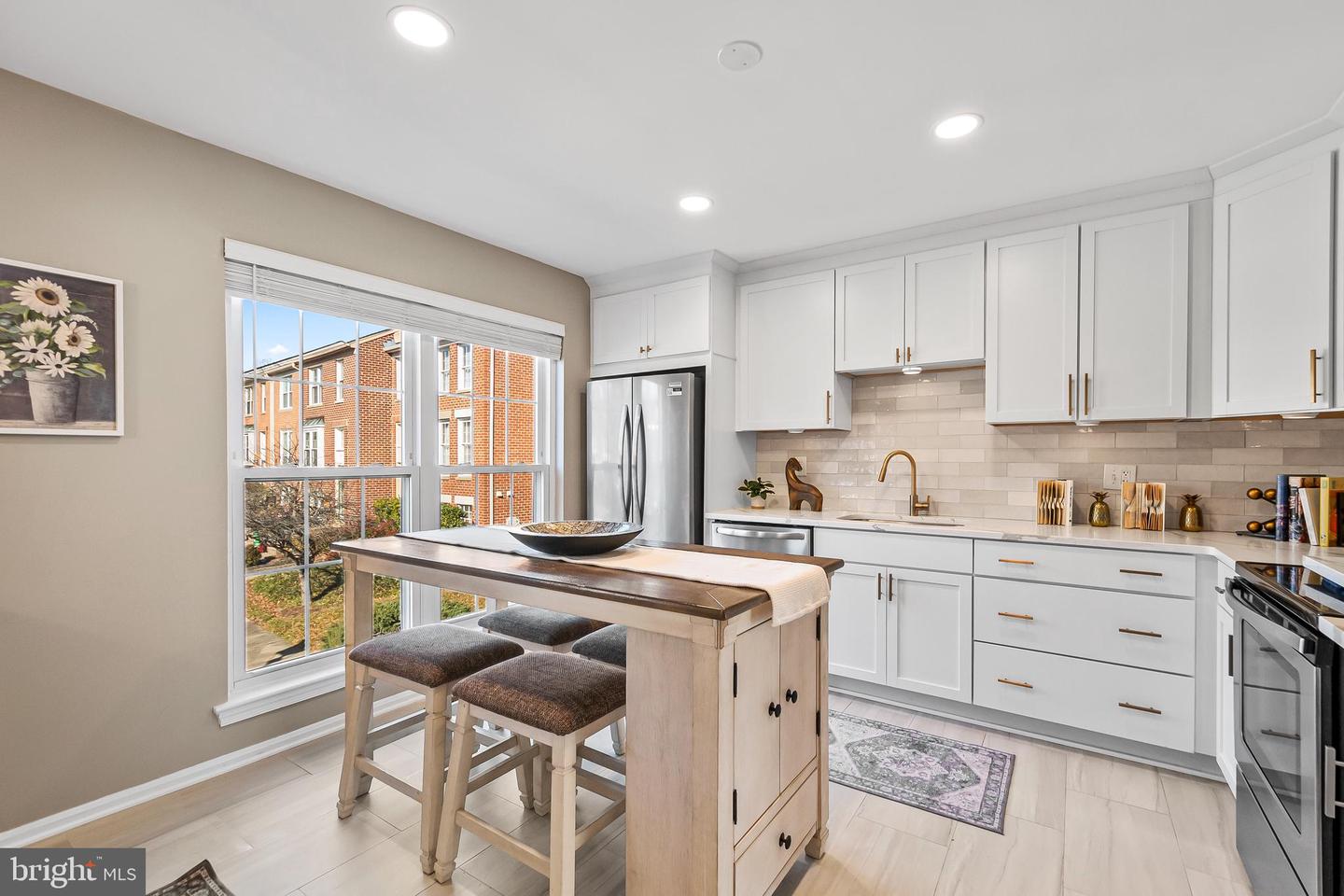5213 CANNES CT, ALEXANDRIA, Virginia 22315, 4 Bedrooms Bedrooms, 4 Rooms Rooms,3 BathroomsBathrooms,Residential,For sale,5213 CANNES CT,VAFX2285146 MLS # VAFX2285146