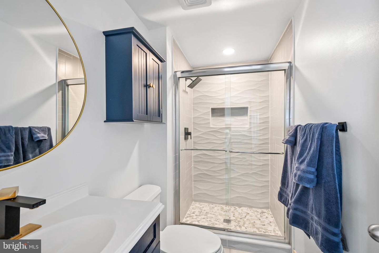 5213 CANNES CT, ALEXANDRIA, Virginia 22315, 4 Bedrooms Bedrooms, 4 Rooms Rooms,3 BathroomsBathrooms,Residential,For sale,5213 CANNES CT,VAFX2285146 MLS # VAFX2285146