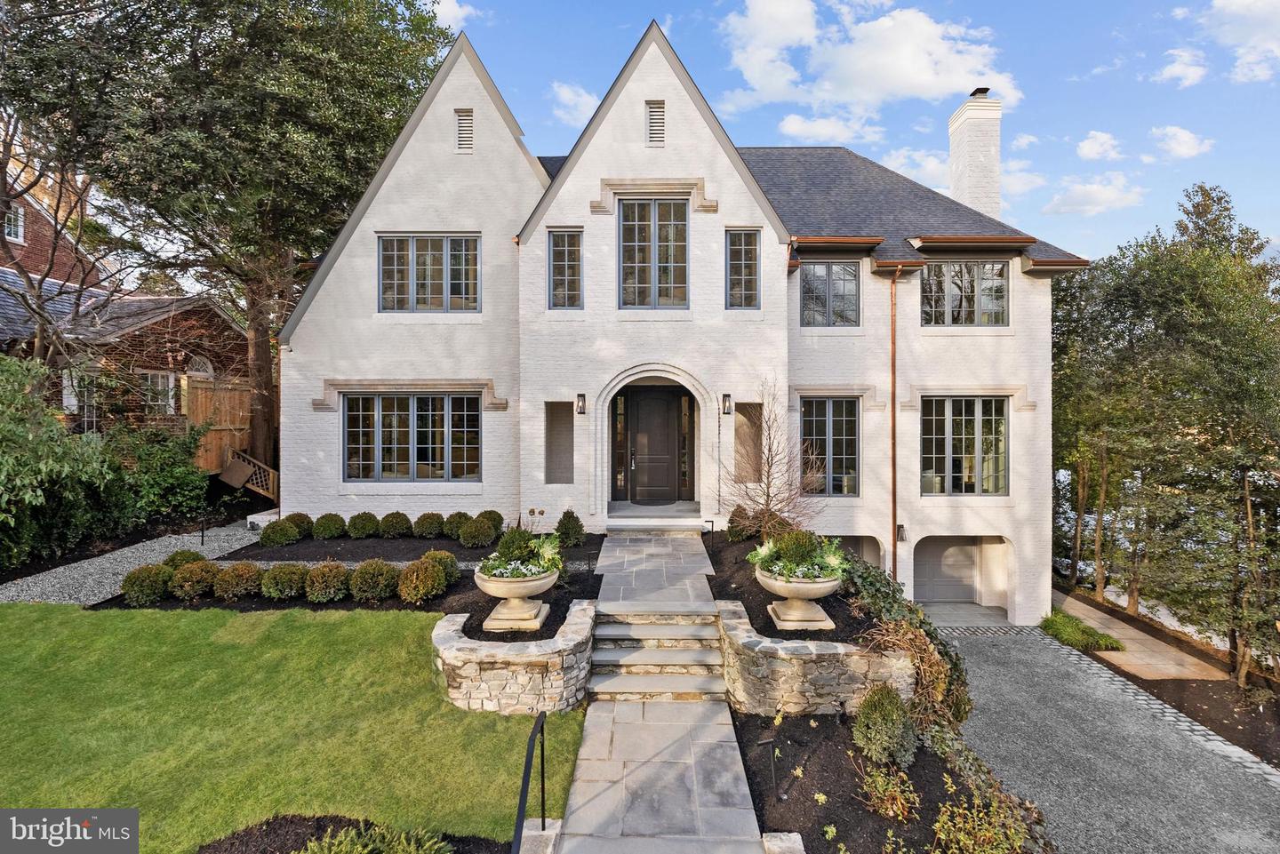 4433 CATHEDRAL AVE NW, WASHINGTON, District Of Columbia 20016, 7 Bedrooms Bedrooms, ,6 BathroomsBathrooms,Residential,For sale,4433 CATHEDRAL AVE NW,DCDC2240746 MLS # DCDC2240746