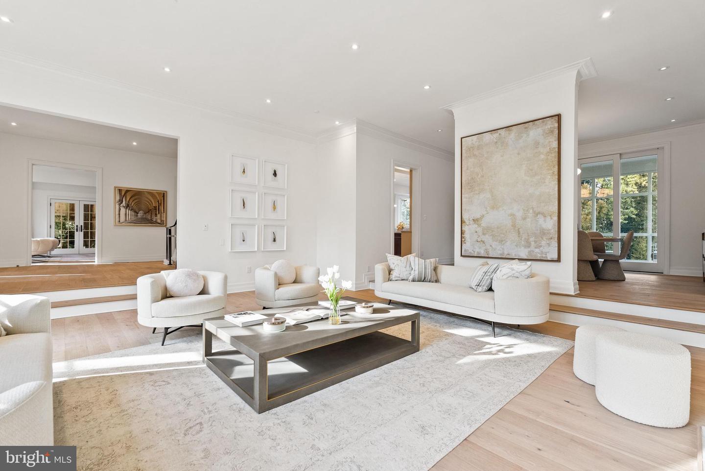 4433 CATHEDRAL AVE NW, WASHINGTON, District Of Columbia 20016, 7 Bedrooms Bedrooms, ,6 BathroomsBathrooms,Residential,For sale,4433 CATHEDRAL AVE NW,DCDC2240746 MLS # DCDC2240746