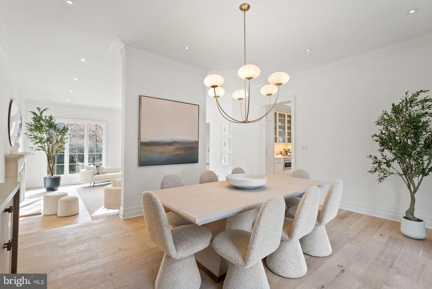 4433 CATHEDRAL AVE NW, WASHINGTON, District Of Columbia 20016, 7 Bedrooms Bedrooms, ,6 BathroomsBathrooms,Residential,For sale,4433 CATHEDRAL AVE NW,DCDC2240746 MLS # DCDC2240746