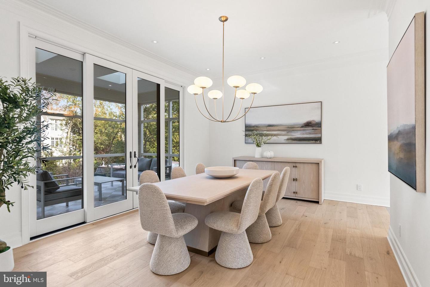 4433 CATHEDRAL AVE NW, WASHINGTON, District Of Columbia 20016, 7 Bedrooms Bedrooms, ,6 BathroomsBathrooms,Residential,For sale,4433 CATHEDRAL AVE NW,DCDC2240746 MLS # DCDC2240746