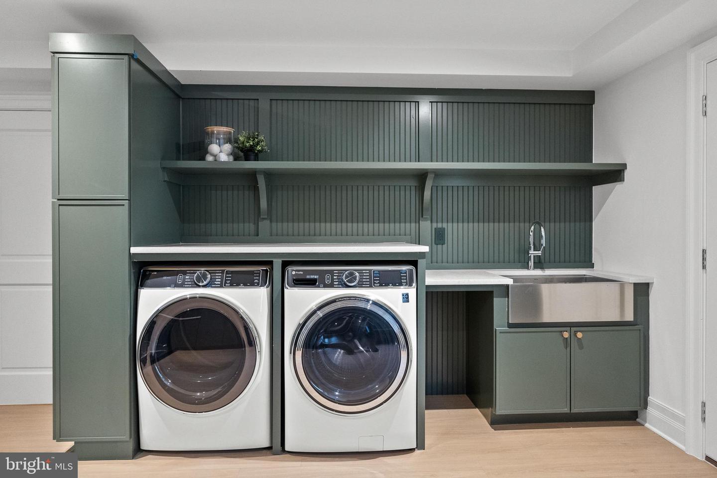 4433 CATHEDRAL AVE NW, WASHINGTON, District Of Columbia 20016, 7 Bedrooms Bedrooms, ,6 BathroomsBathrooms,Residential,For sale,4433 CATHEDRAL AVE NW,DCDC2240746 MLS # DCDC2240746