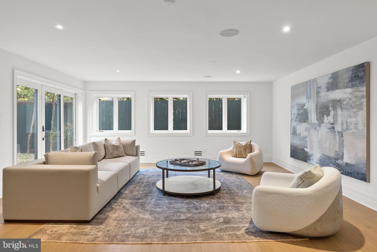 4433 CATHEDRAL AVE NW, WASHINGTON, District Of Columbia 20016, 7 Bedrooms Bedrooms, ,6 BathroomsBathrooms,Residential,For sale,4433 CATHEDRAL AVE NW,DCDC2240746 MLS # DCDC2240746