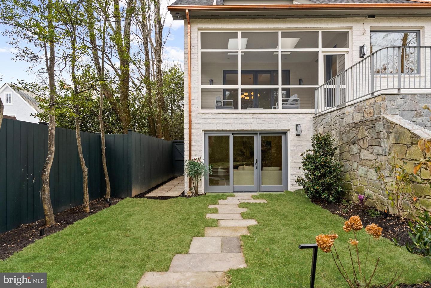 4433 CATHEDRAL AVE NW, WASHINGTON, District Of Columbia 20016, 7 Bedrooms Bedrooms, ,6 BathroomsBathrooms,Residential,For sale,4433 CATHEDRAL AVE NW,DCDC2240746 MLS # DCDC2240746