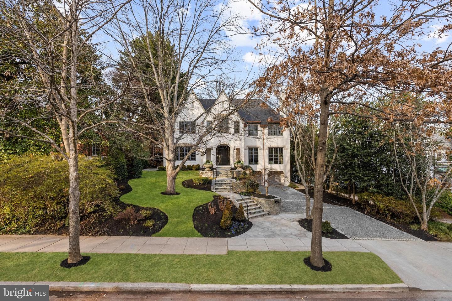 4433 CATHEDRAL AVE NW, WASHINGTON, District Of Columbia 20016, 7 Bedrooms Bedrooms, ,6 BathroomsBathrooms,Residential,For sale,4433 CATHEDRAL AVE NW,DCDC2240746 MLS # DCDC2240746