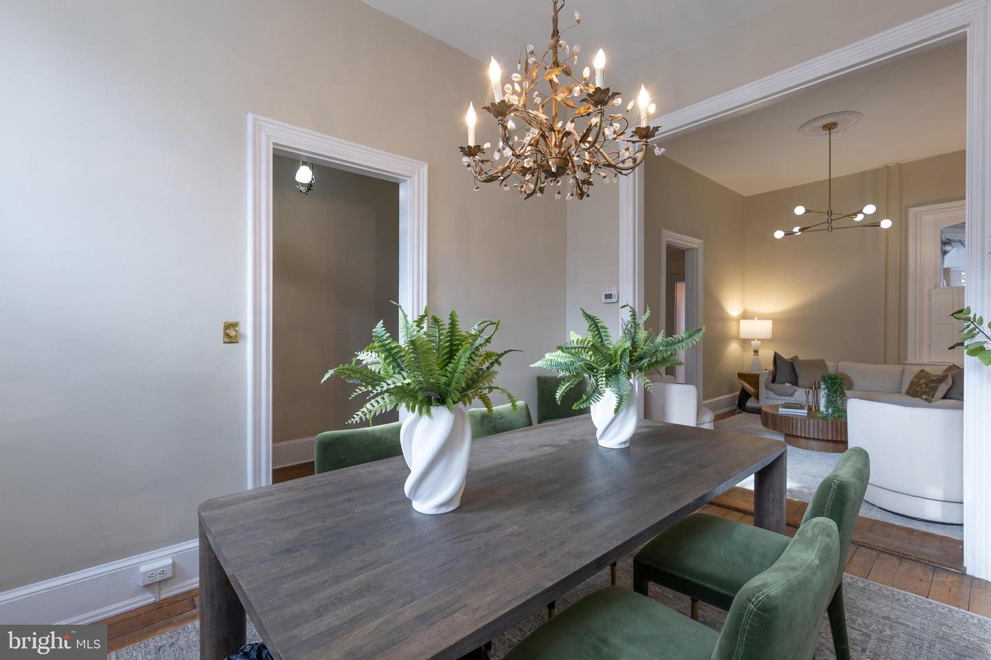 719 GIBBON ST, ALEXANDRIA, Virginia 22314, 3 Bedrooms Bedrooms, ,3 BathroomsBathrooms,Residential,For sale,719 GIBBON ST,VAAX2053026 MLS # VAAX2053026