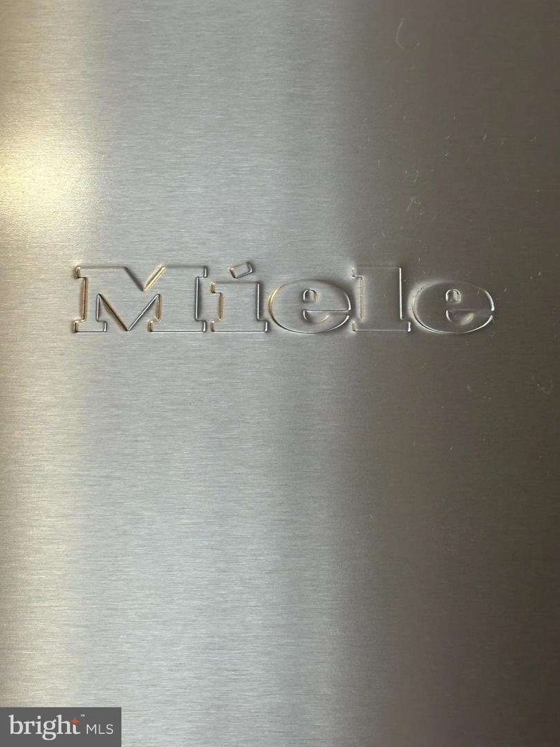 719 GIBBON ST, ALEXANDRIA, Virginia 22314, 3 Bedrooms Bedrooms, ,3 BathroomsBathrooms,Residential,For sale,719 GIBBON ST,VAAX2053026 MLS # VAAX2053026