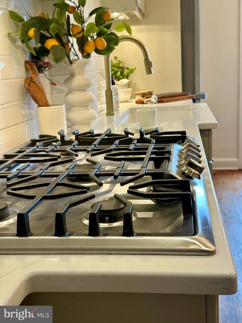 719 GIBBON ST, ALEXANDRIA, Virginia 22314, 3 Bedrooms Bedrooms, ,3 BathroomsBathrooms,Residential,For sale,719 GIBBON ST,VAAX2053026 MLS # VAAX2053026