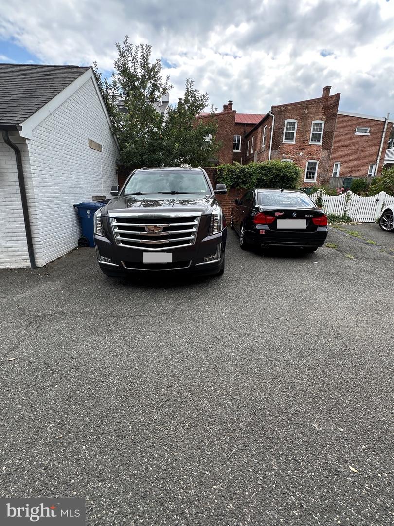 719 GIBBON ST, ALEXANDRIA, Virginia 22314, 3 Bedrooms Bedrooms, ,3 BathroomsBathrooms,Residential,For sale,719 GIBBON ST,VAAX2053026 MLS # VAAX2053026