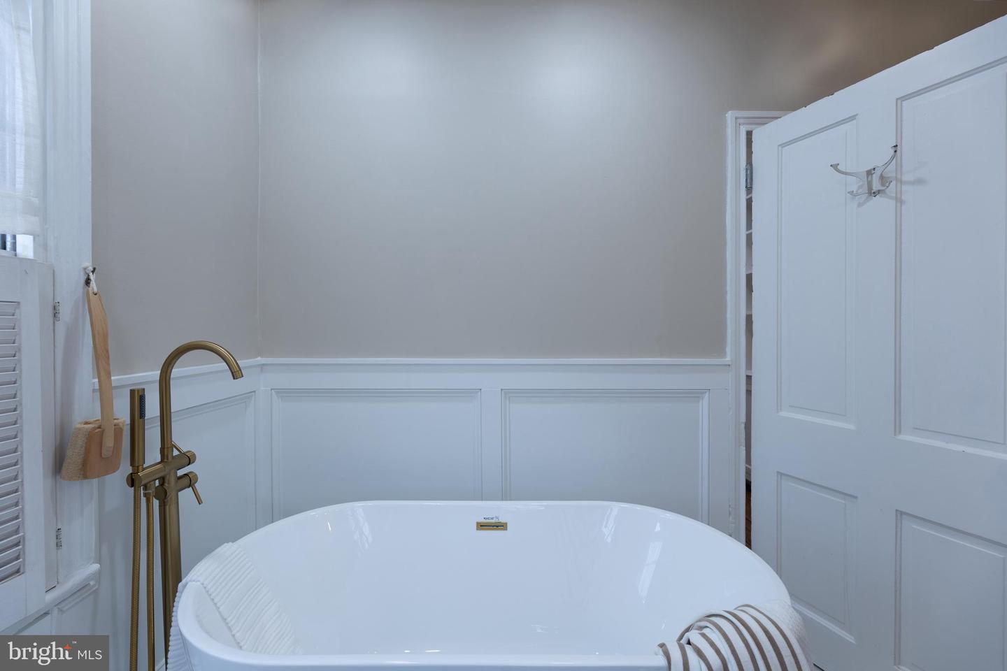 719 GIBBON ST, ALEXANDRIA, Virginia 22314, 3 Bedrooms Bedrooms, ,3 BathroomsBathrooms,Residential,For sale,719 GIBBON ST,VAAX2053026 MLS # VAAX2053026