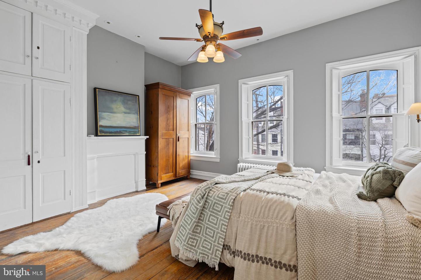 719 GIBBON ST, ALEXANDRIA, Virginia 22314, 3 Bedrooms Bedrooms, ,3 BathroomsBathrooms,Residential,For sale,719 GIBBON ST,VAAX2053026 MLS # VAAX2053026